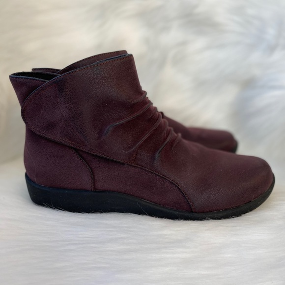 clarks cloudsteppers womens purple